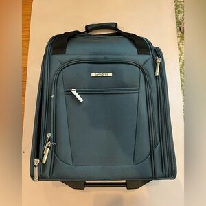 Samsonite carry-on roller suitcase